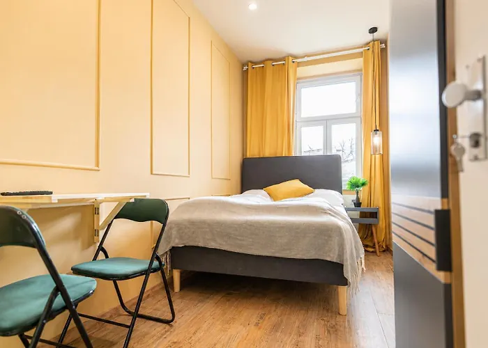 Budget & Comfy 4br Close To Westbahnhof Διαμέρισμα *