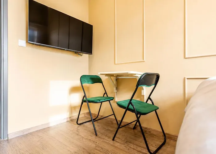 Budget & Comfy 4br Close To Westbahnhof Διαμέρισμα *